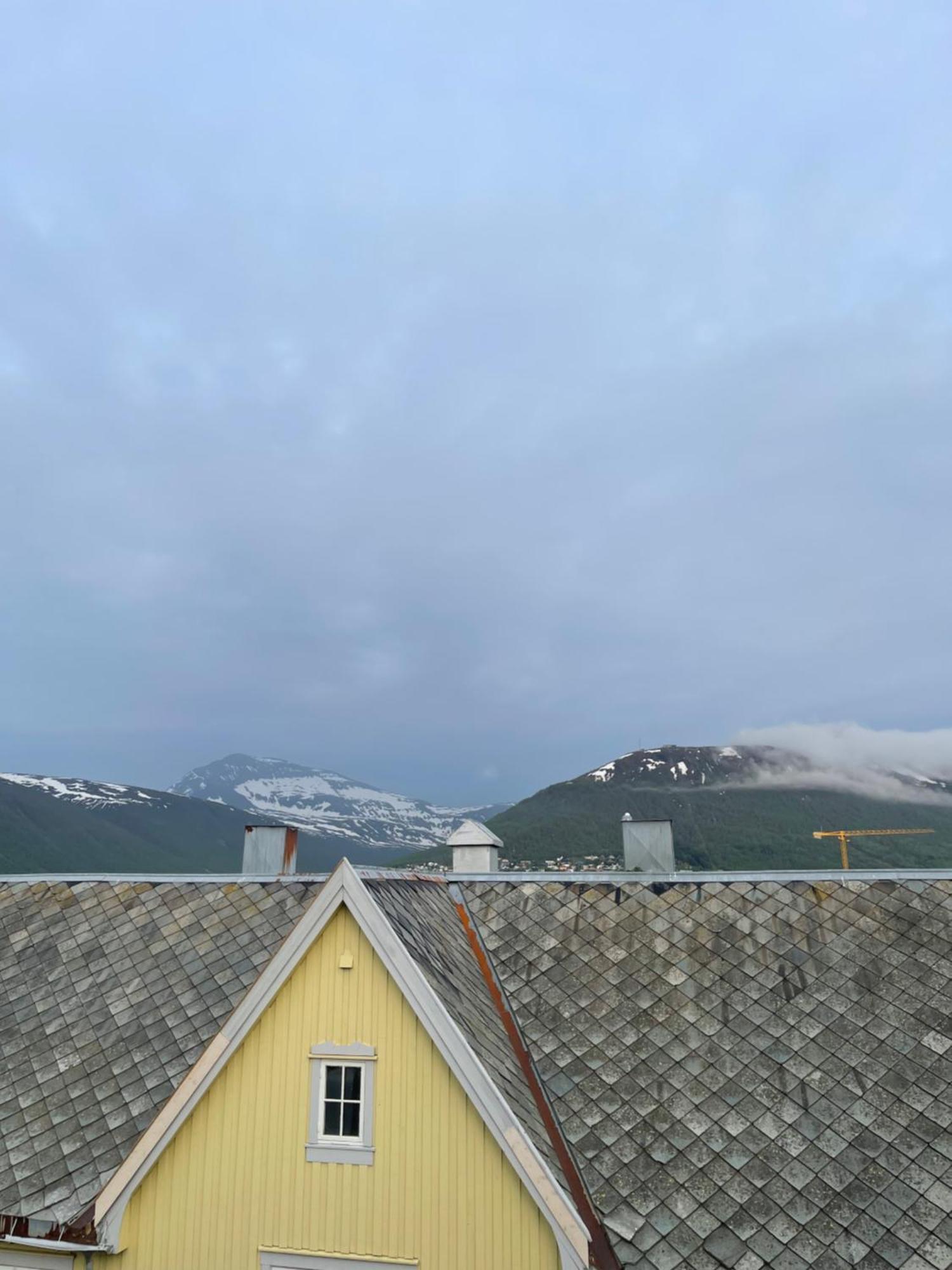 Aurora Tromso Apartment ภายนอก รูปภาพ